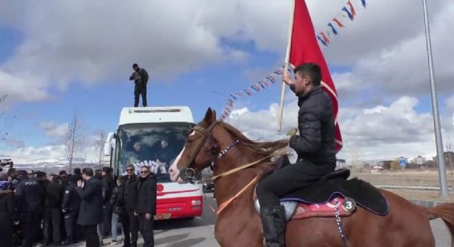 Cumhurbaşkanı Erdoğan’a  yoğun ilgi